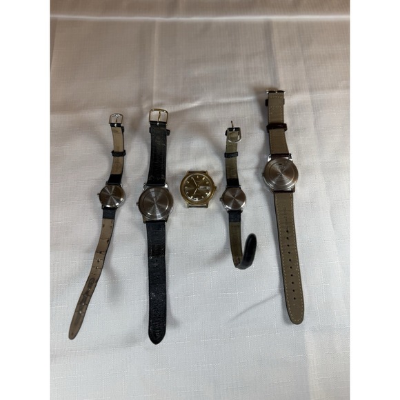 5 Piece Set of Pre—Owned‎ Timex Watches. Waterproof. Indiglo. 1 windup. main image 5